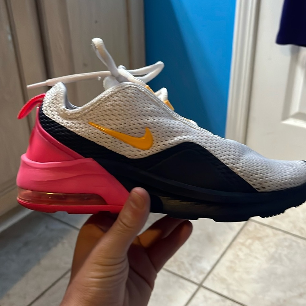 Air maxes